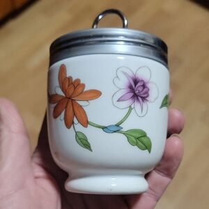 Royal Worchester Porcelain Egg Cup